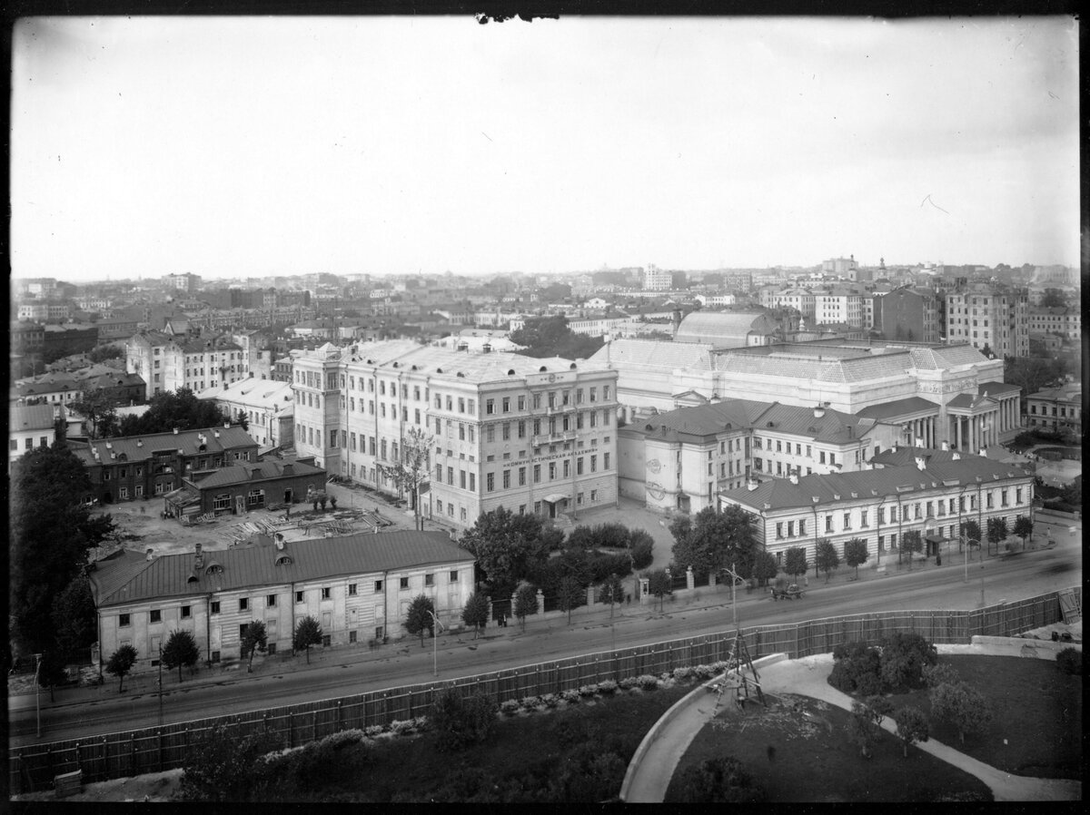 волхонка в москве