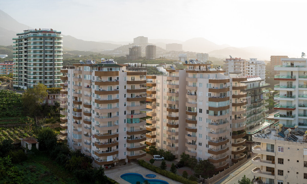 Аланья, посёлок Махмутлар. Фотограф Артем Гукасов (Instagram @artemgukasov)