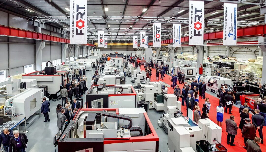 Выставка станкостроения. Фото из открытых источников.