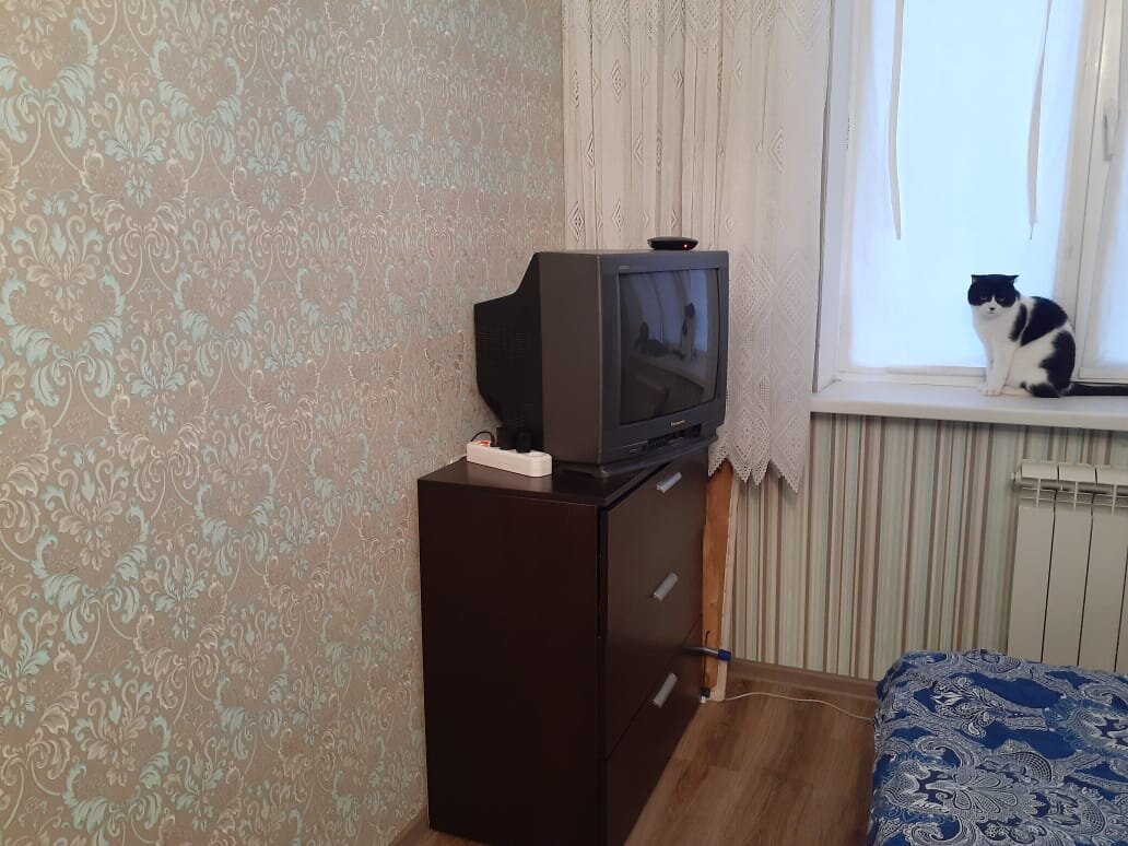 Листайте вправо