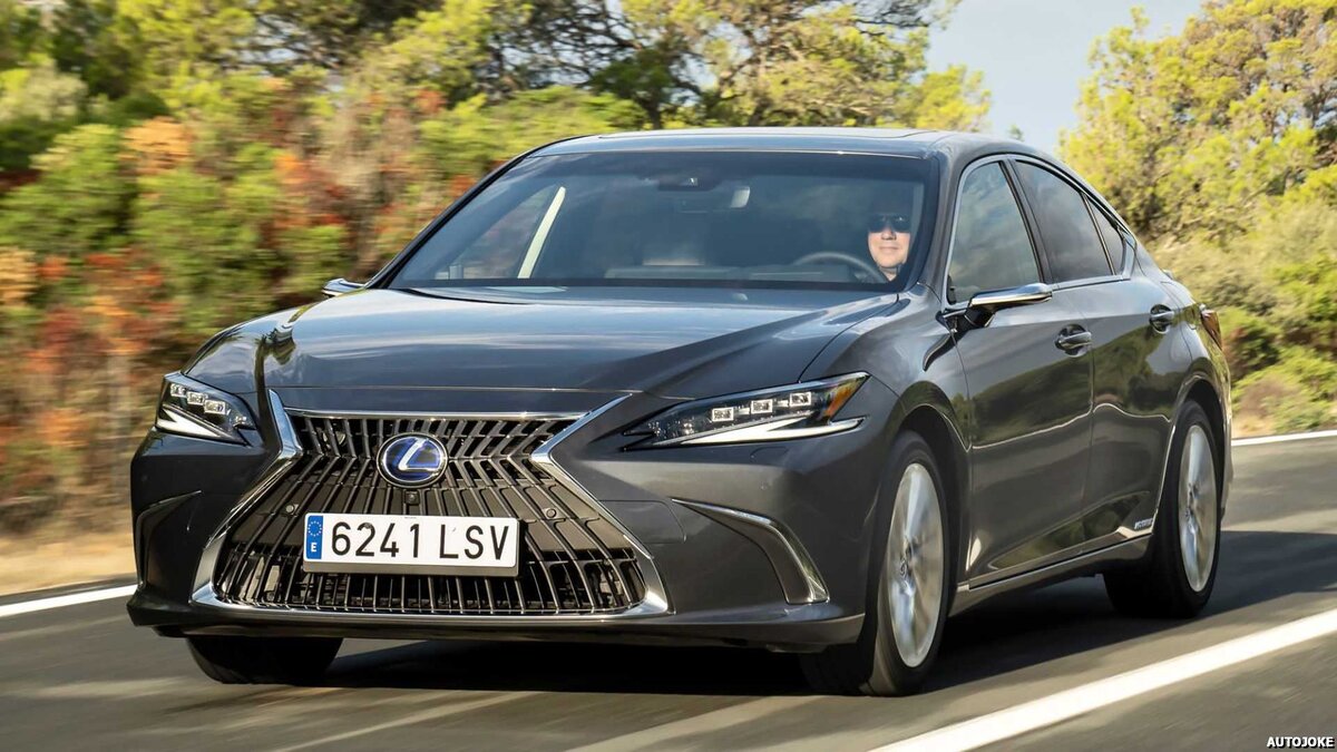 Lexus ЭТО 300h (2021): Японский седан премиум-класса нацелен на такие вещи,  как 5-я серия, A6 и E-Class | AUTOJOKE | Дзен