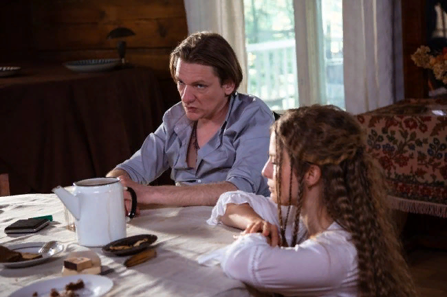 Чиж (А. Вертков)  тоже не уберегся от пули конкурентов в погоне за алмазами. Источник: Яндекс. Картинки