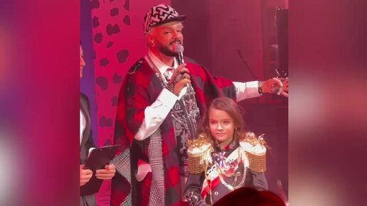 Ксения собчак и филипп киркоров. Киркоров собчак устроили вечеринку. Актер и певец российский. Басков и ивлеева. Киркоров собчак устроили вечеринку.