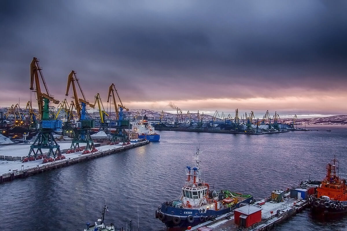 Морской порт Мурманск