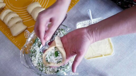 Как приготовить: Полуслоёное тесто на сметане — рецепт и советы от Бабушки Эммы