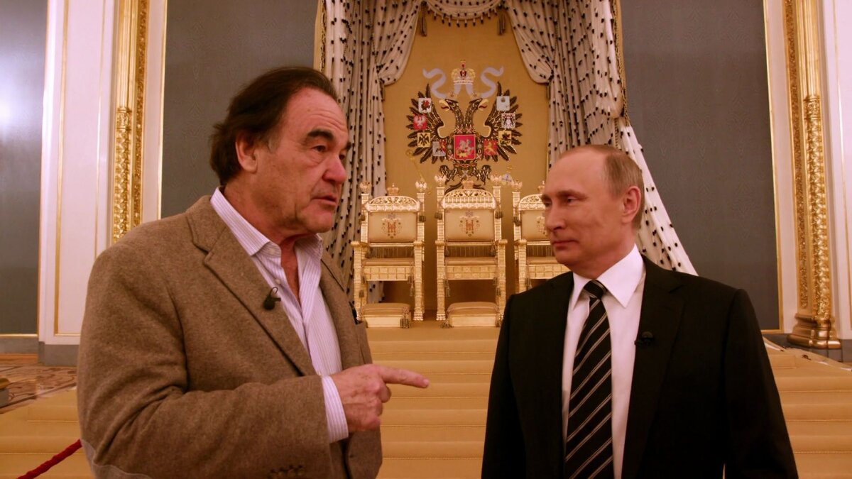 О.Стоун и Путин. фото из сети интернет и в свободном доступе