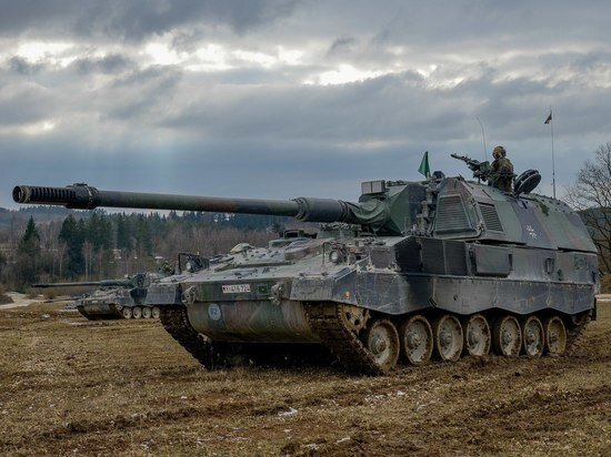     Немецкая самоходная гаубица Panzerhaubitze 2000. Фото: Wikipedia.org.