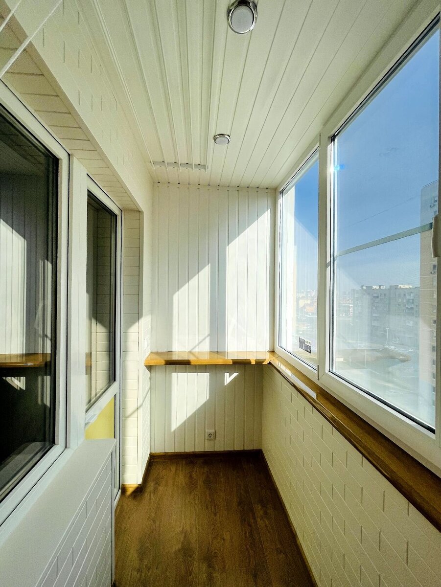 Установка пластиковых окон на балконе