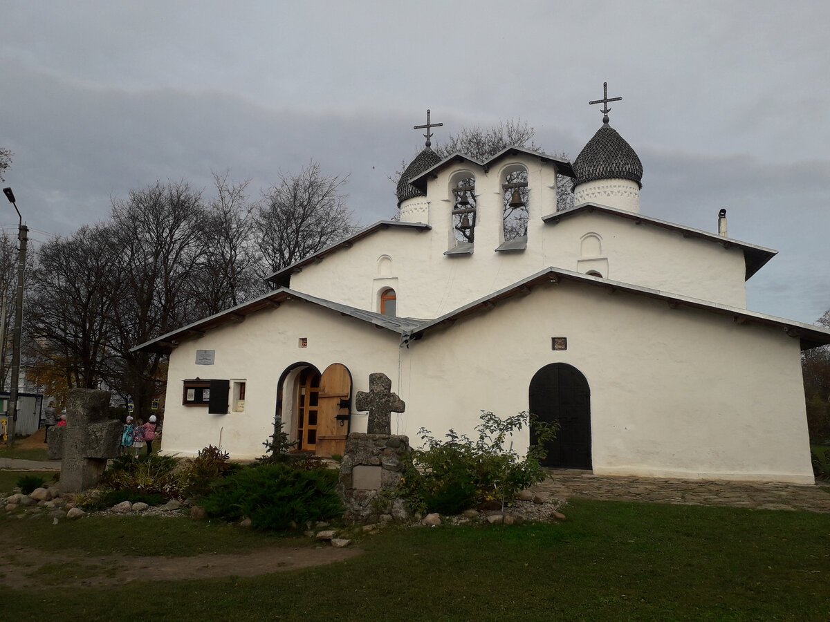 Церковь Покрова и Рождества Пресвятой Богородицы. 20.10.2019 15:18