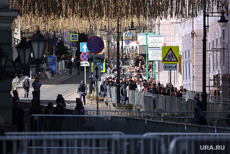    Представители Японии, Германии и США попрощались с Михаилом Горбачевым