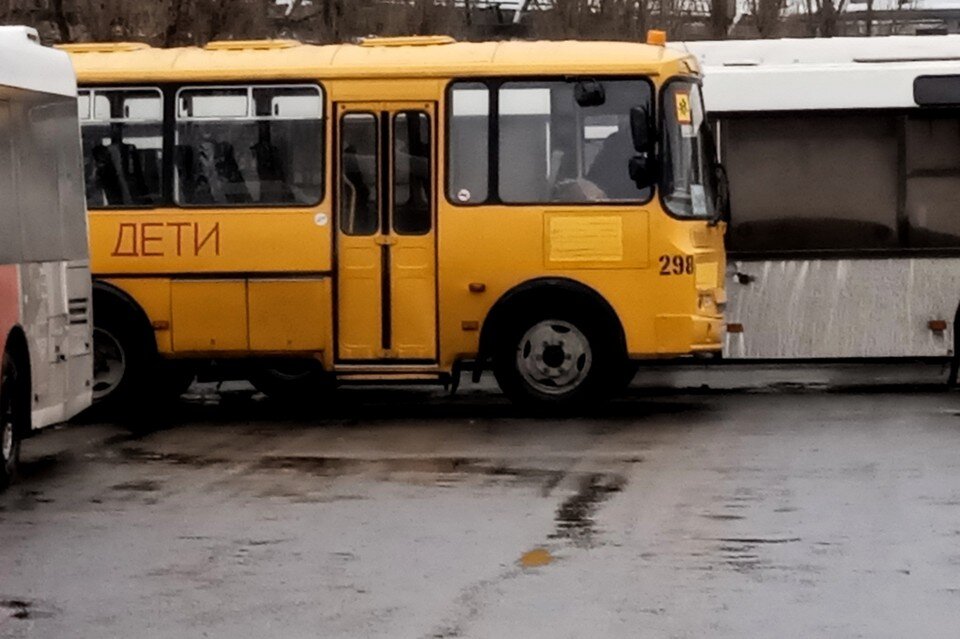     В Липецком районе проверили школьные автобусы Юлия КЛЮЕВА