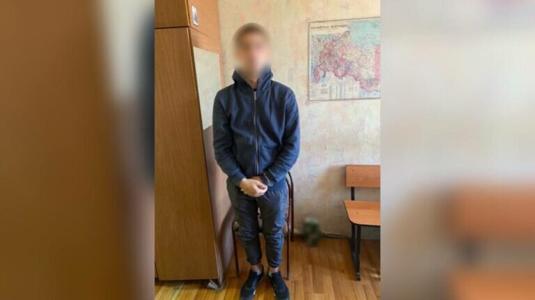    Челябинский курьер помогал мошенникам вымогать деньги у пенсионеров Оренбурга Андрей Севостьянов