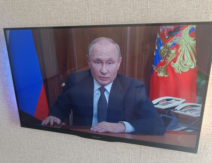 Владимир Путин выступает с обращением о частичной мобилизации (фото: blagoveshensk.bezformata.com)