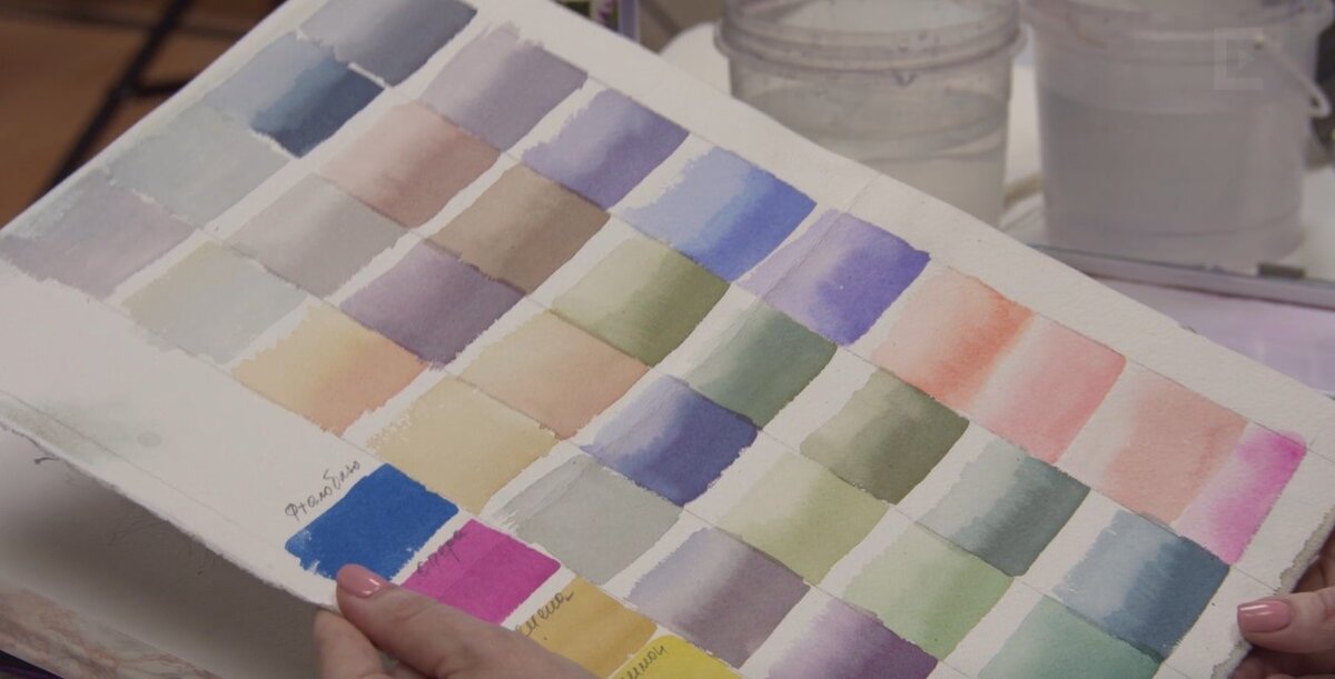 Всего из 4 цветов: фталоголубой, оперы, лимонной и охры художник Ольга Новицкая получает такое разнообразие!