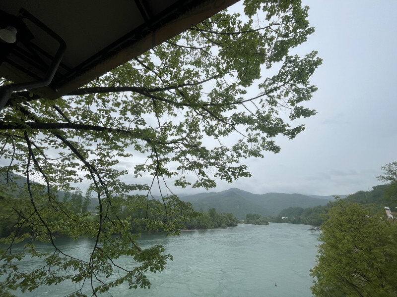 Вид на Дрину с террасы "Kafana Studenac"