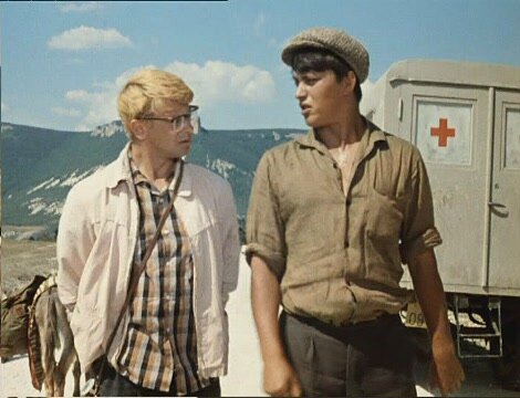 Гайдаевские фильмы: много солнца, улыбок, светлых оттенков.