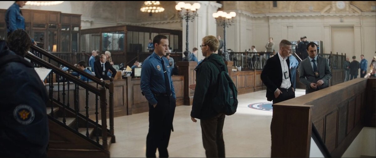 Кадры полицейского участка из фильма "Майор Гром: Чумной Доктор"