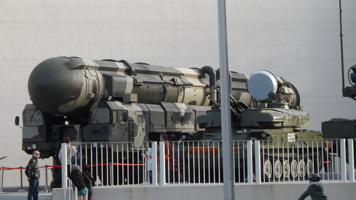 Прописка - ритуал проверки мужских качеств новичка