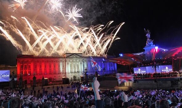 так проходил бриллиантовый юбилей