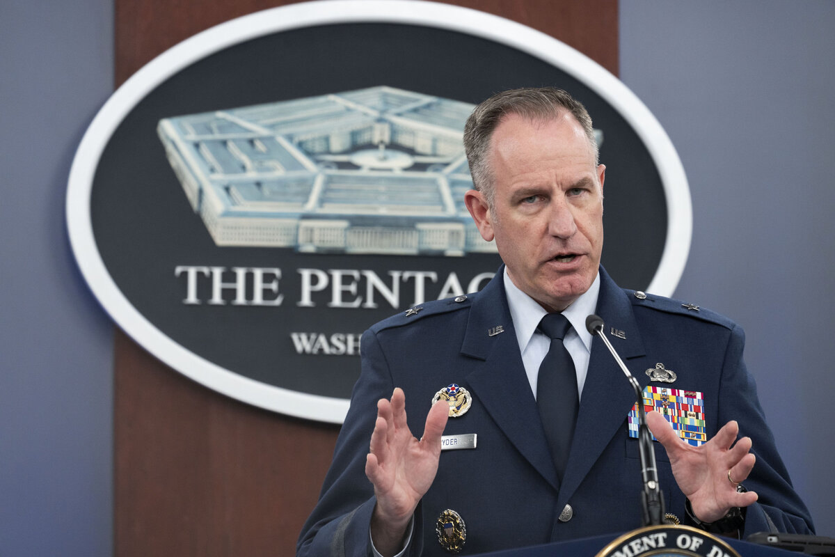     Пресс-секретарь Пентагона бригадный генерал ВВС США Патрик Райдер / AP / Alex Brandon