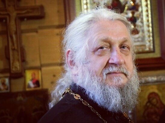 Анатолий Першин — иерей, настоятель храма Василия Великого в Осиновой Роще в Санкт-Петербурге. 