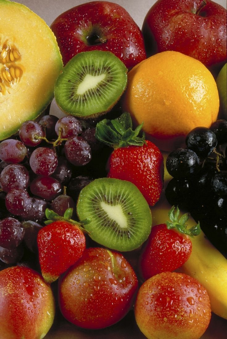Фрукты и ягоды спелые. Фрукты. Фрукты и ягоды. Красивые фрукты. Свежие фрукты.
