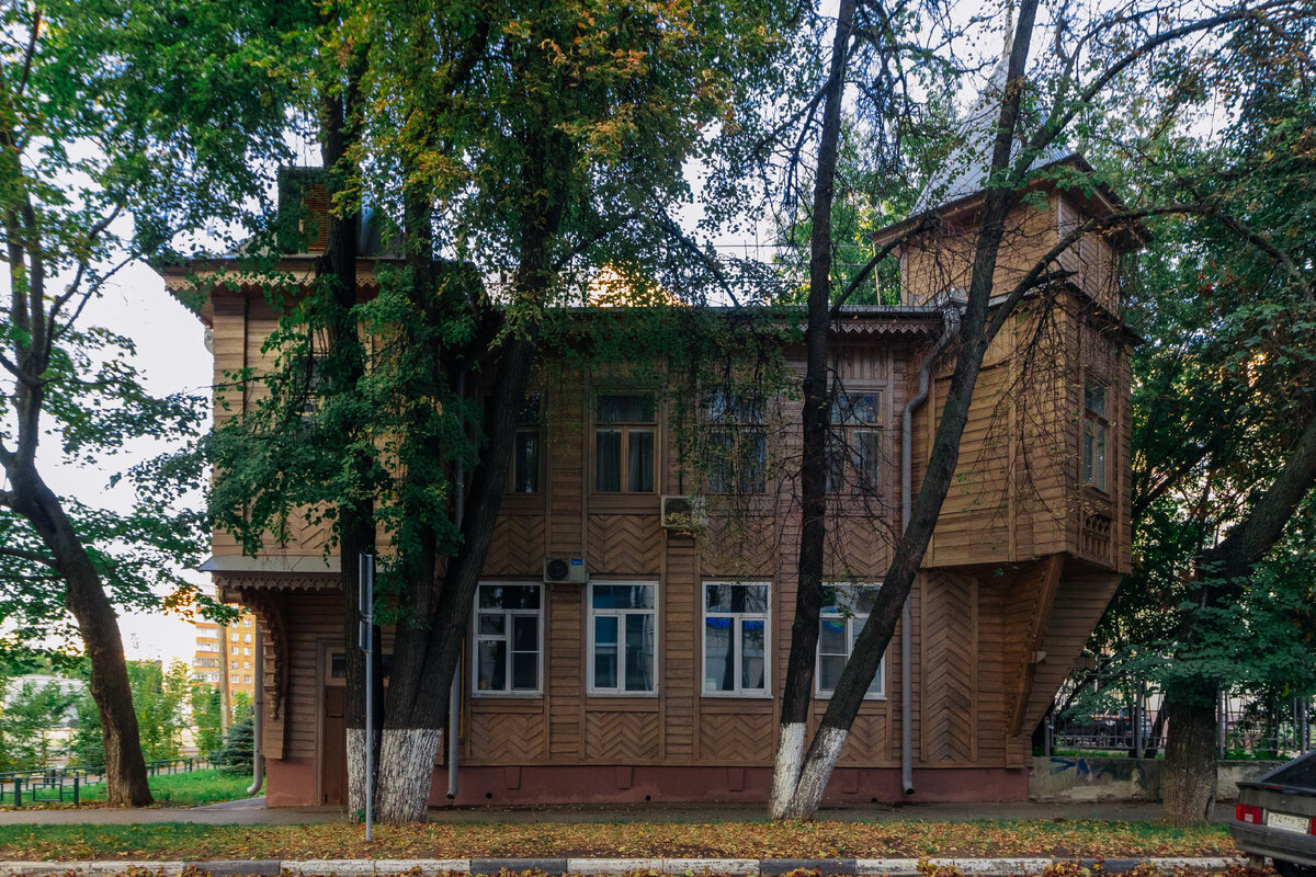 ул. Новая, 31. Дом Домбровского