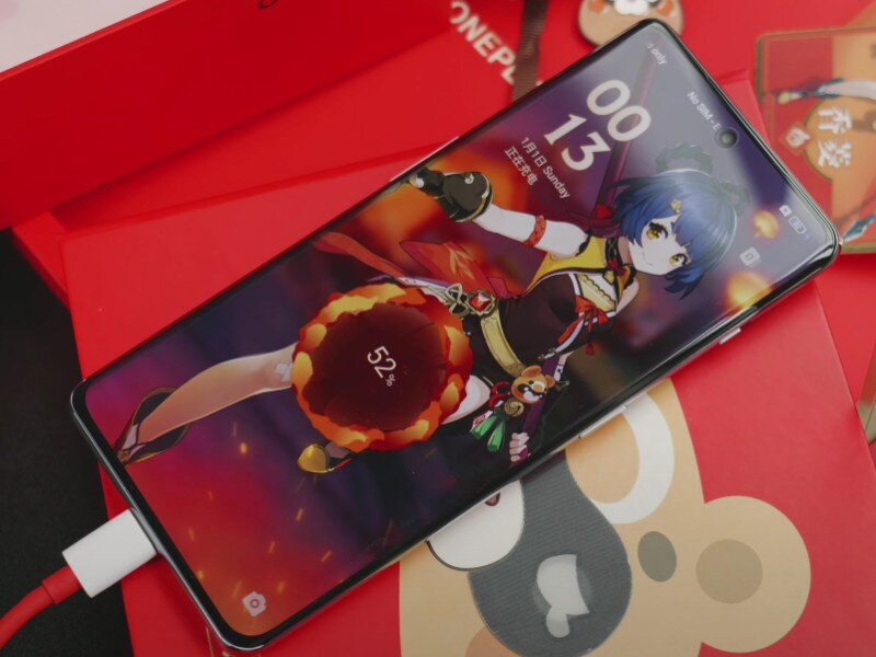    Распаковка OnePlus Ace 2 Genshin Impact Edition: что в комплекте? [ВИДЕО]