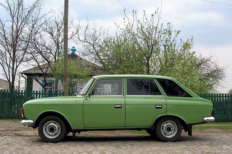     Комби-атака: чем закончилось противостояние "Иж-Комби" и универсала "Москвич-427"