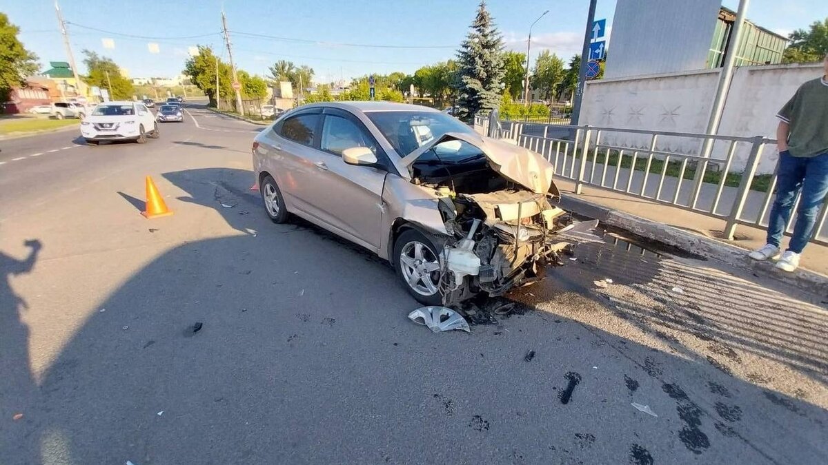     ДТП с четырьмя пострадавшими детьми на Совнаркомовской, 1 в Нижнем Новгороде произошло из-за несоблюдения требований дорожных знаков одним из водителей. Данные озвучили в УГИБДД по региону.