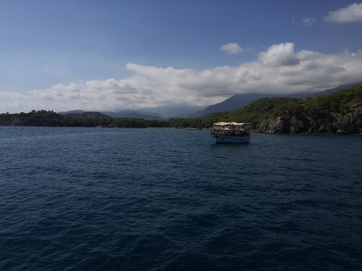 Фото из хамама у меня нет, поэтому просто красивые фотографии моря в Турции.