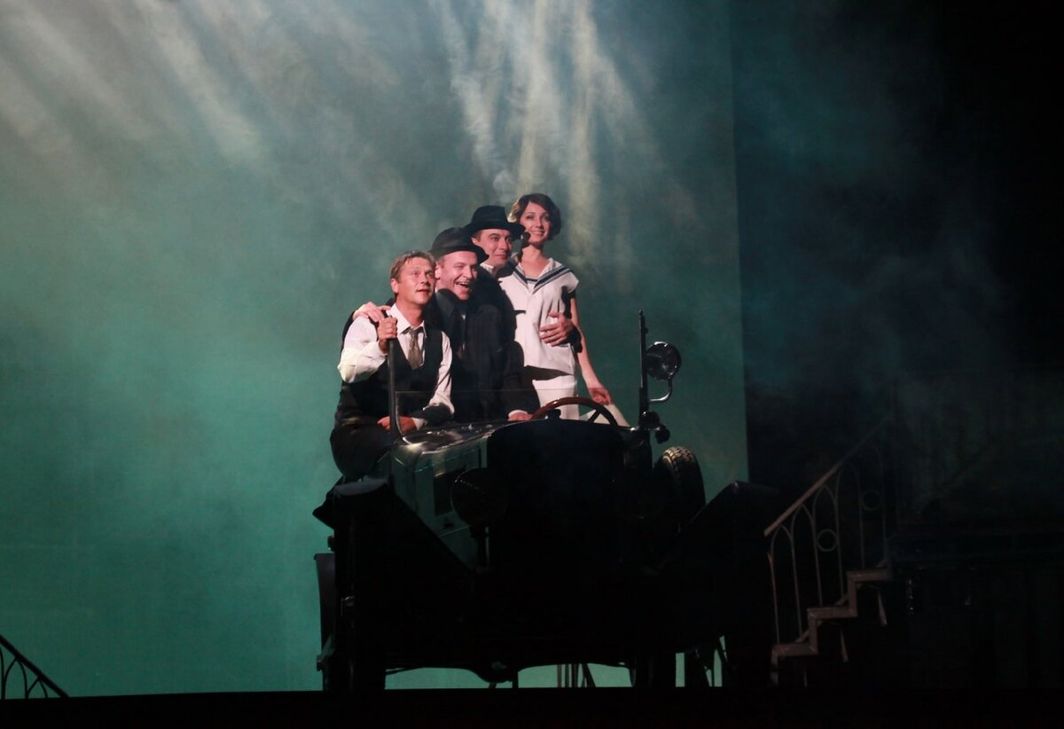 театр современник три товарища. готфрид ленц три товарища. театр современник спектакль три товарища актеры. три товарища спектакль современник. три товарища' спектакль театра 'современник'.