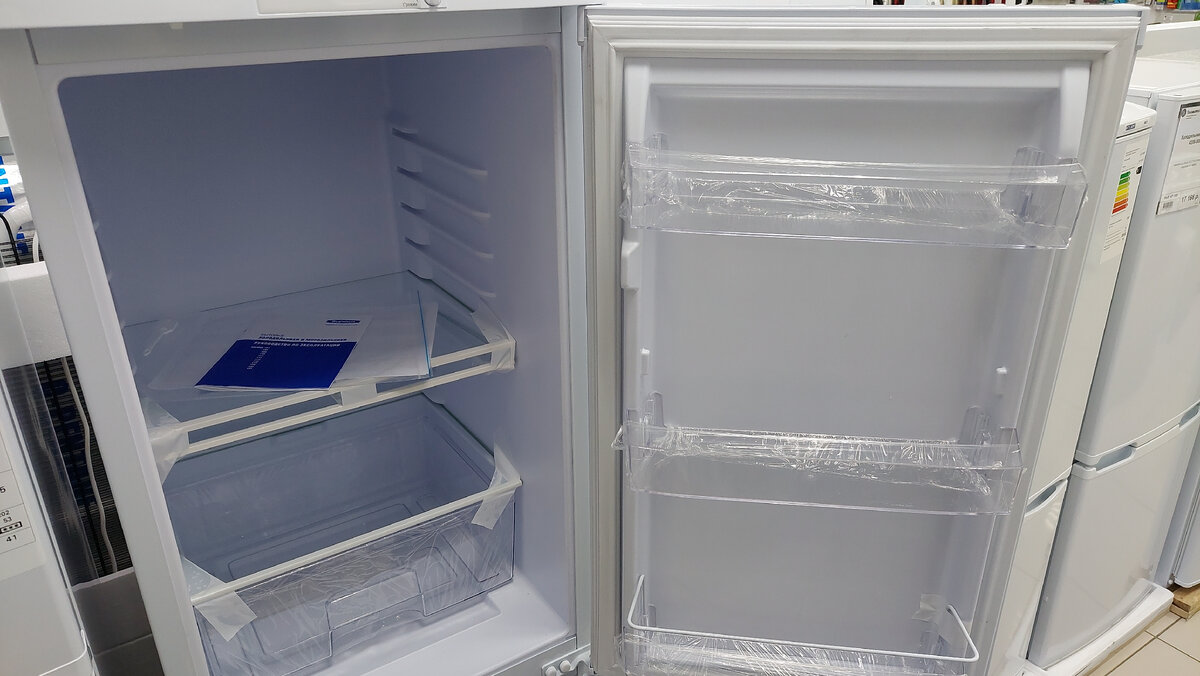 Сначала смотрим внешне. Листай галерею далее