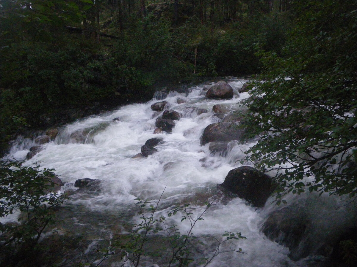 Отдельно выделил фотографии каждой речки