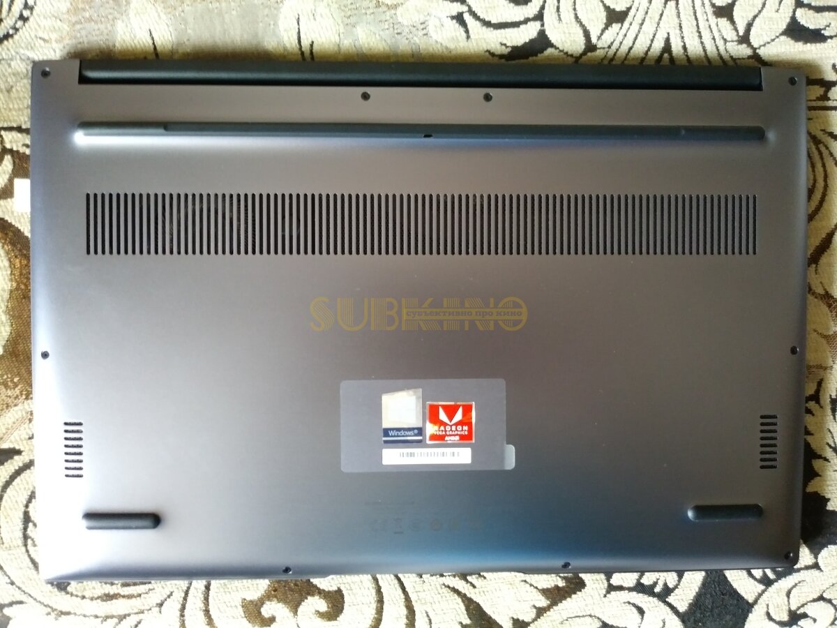 Вид снизу. Листайте дальше. Фото автора