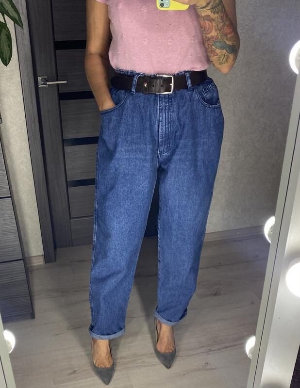 Эти джинсы так же можно носить с лабутенами и красотками это смотря куда вы идёте.