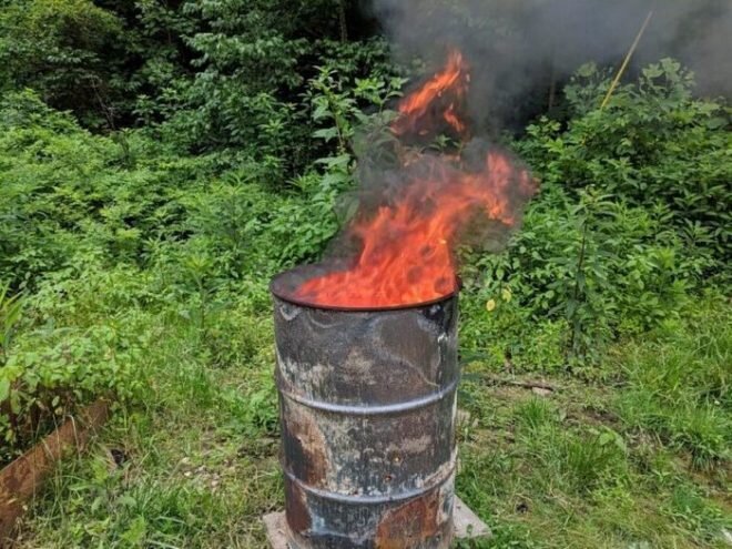Сжигатель мусора для дачи: надежный и практичный способ избавиться от отходов