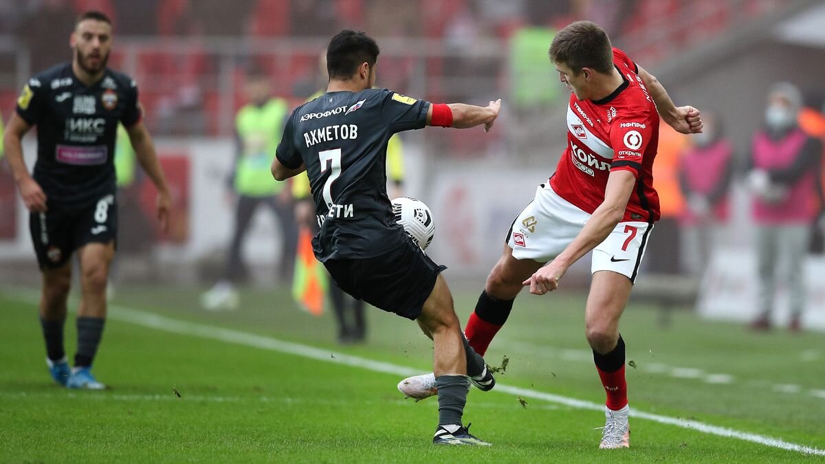 Фол Ахметова на Соболеве