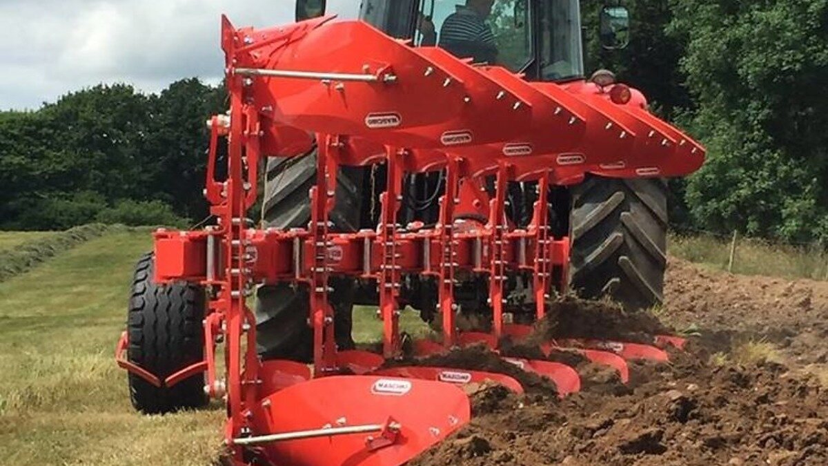 Фото: Портал agropolska.pl Новый оборотный плуг Maschio Gaspardo Unico