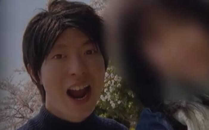 © tokyoreporter /  Takashi Miyagawa and one of his victims (MBS)