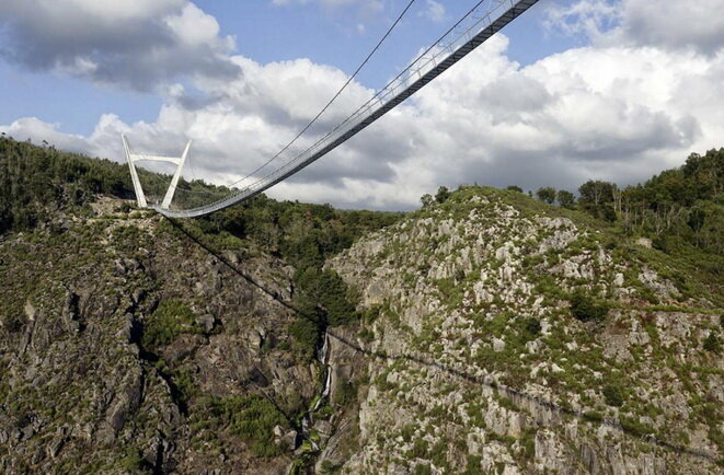 Пешеходный мост 516 Arouca