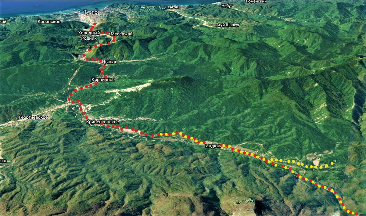 Красным пунктиром обозначена дорога Майкоп-Туапсе, желтым - улицы села Индюк
