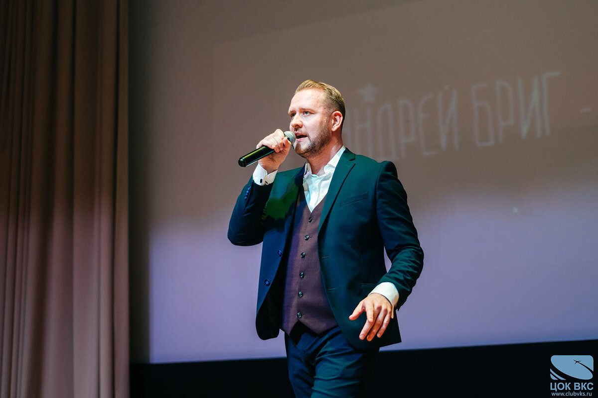 Творческая группа ЦОК ВКС выступила в Алабино для участников Парада Победы на Красной площади