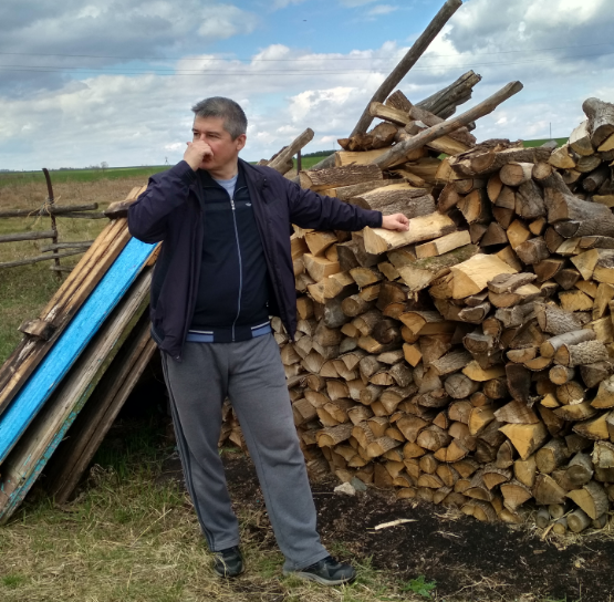 Если тянет выпить, то иду дрова колоть. Полезно для здоровья и хозяйства.