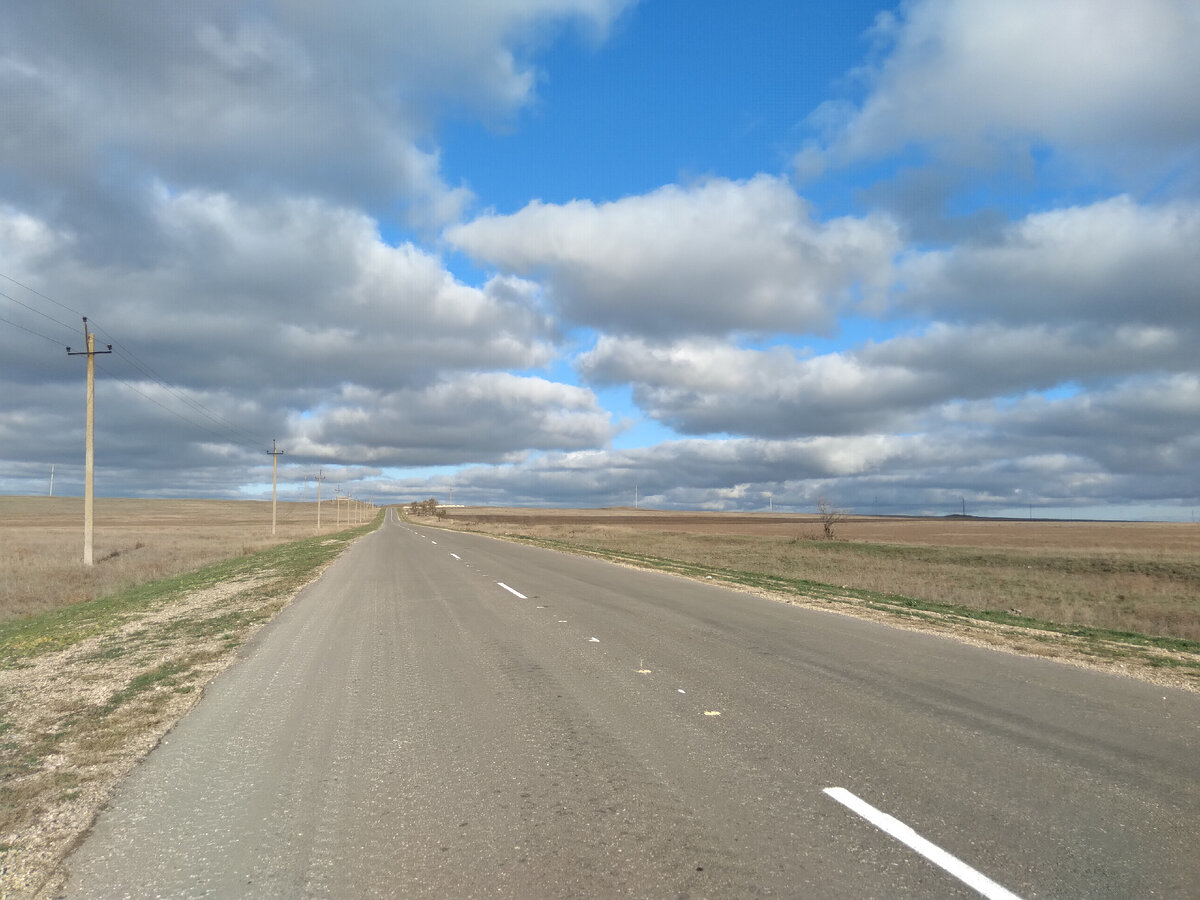 Свернули с трассы "Таврида" на Марфовку.