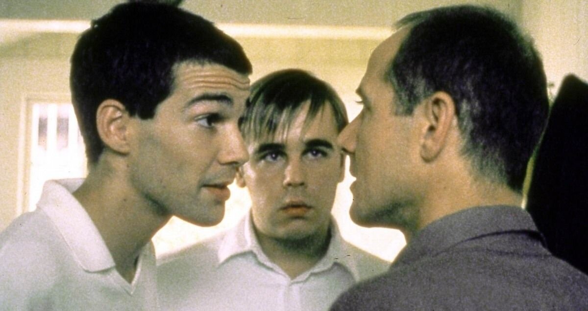 Фильм "Забавные игры" 1997 года.