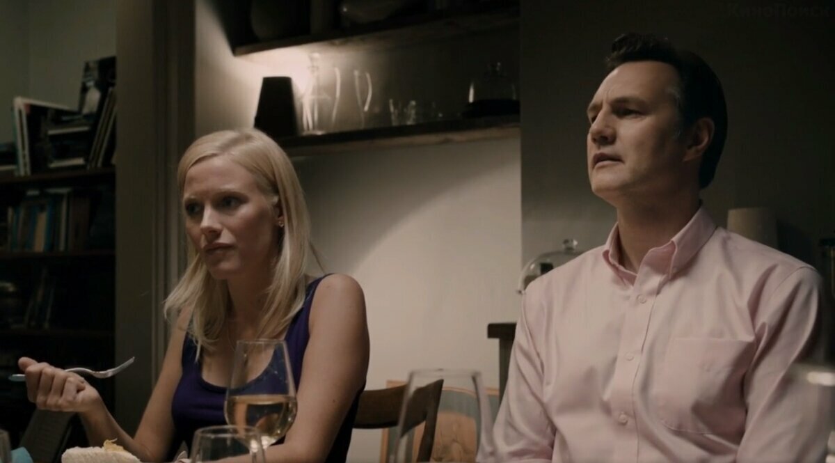 5 триллеров. Незваные гости короткометражка. 5 триллеров. Книги триллеры про дома. 5 триллеров.