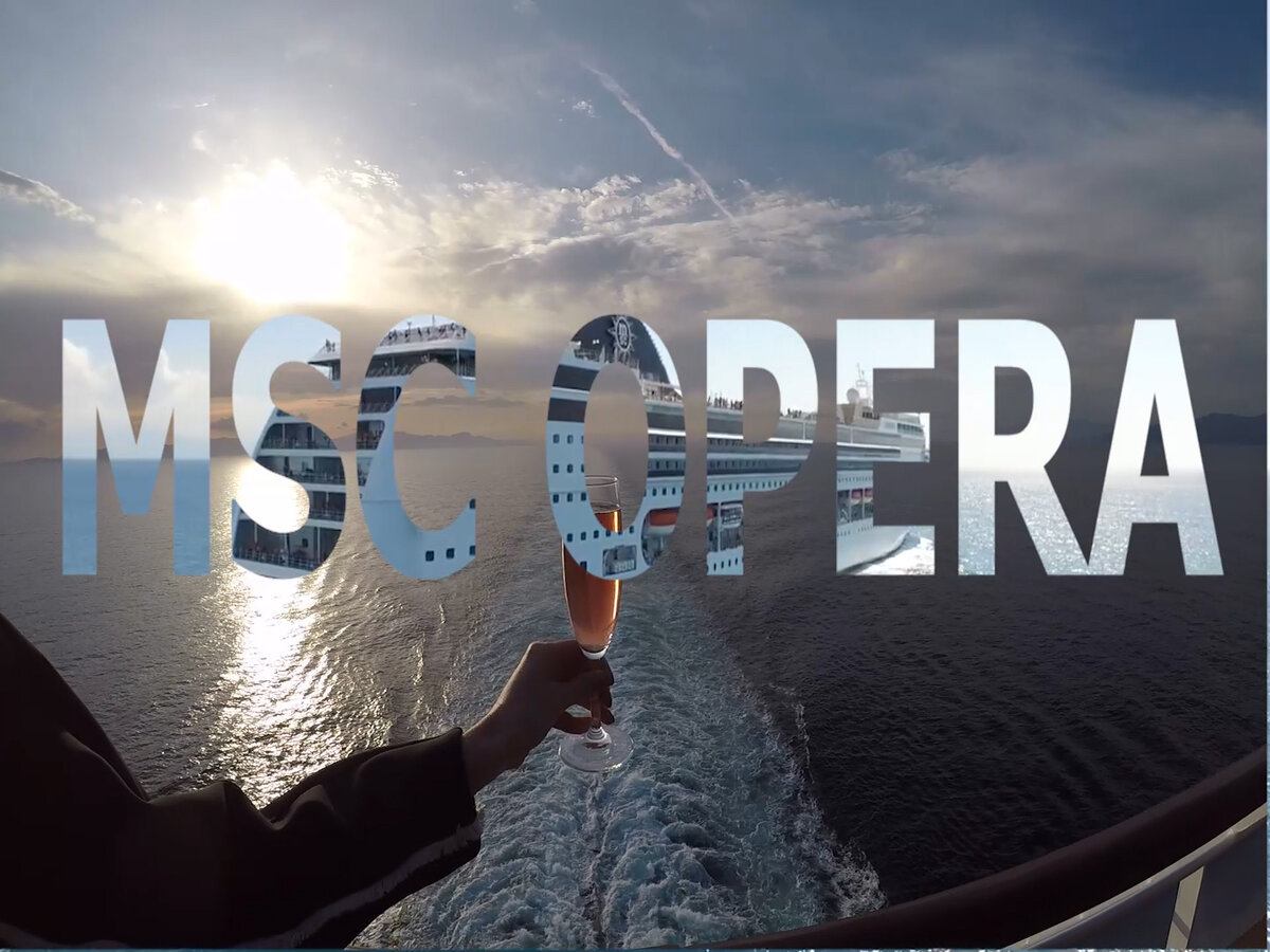 На борту лайнера.