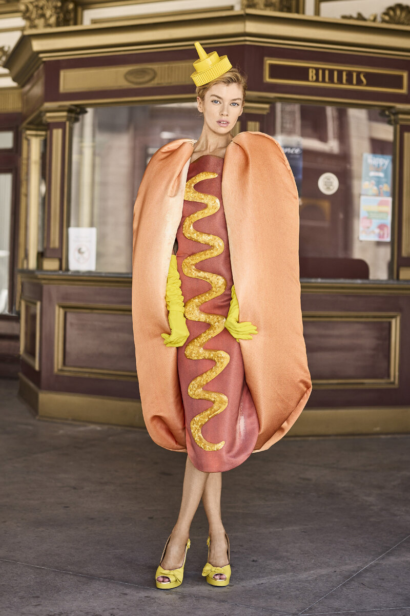 Источник фото - www.moschino.com