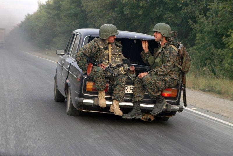 А так грузинские войска бежали. Источник фото: http://forum.russianamerica.com/f/showthread.php?t=80790&page=522